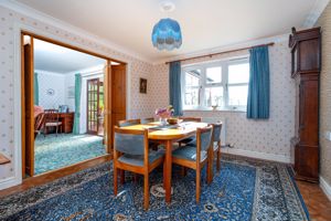 Dining room- click for photo gallery
